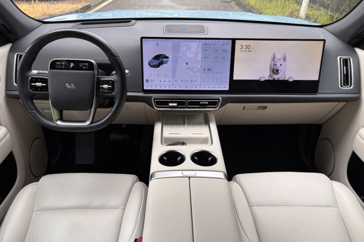 Used Li Auto L7 2024 MAX Model Interior 4