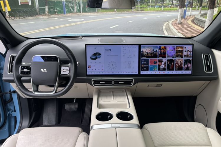 Used Li Auto L7 2024 Pro Model Interior 5