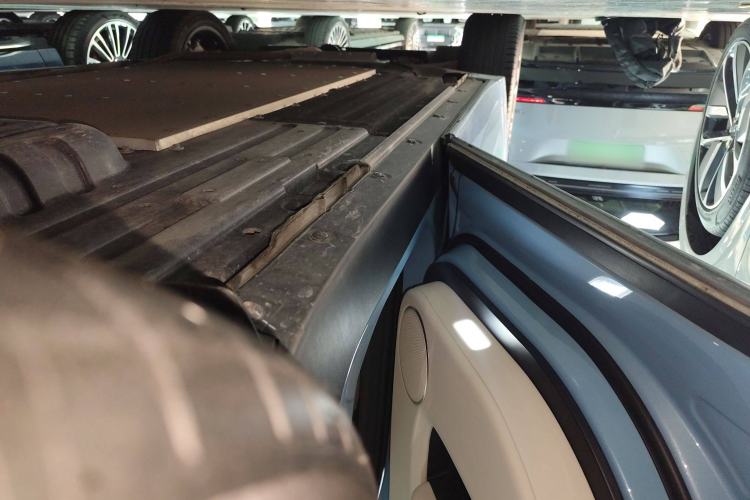 Used Li Auto L7 2024 Ultra Model Left Side Sill