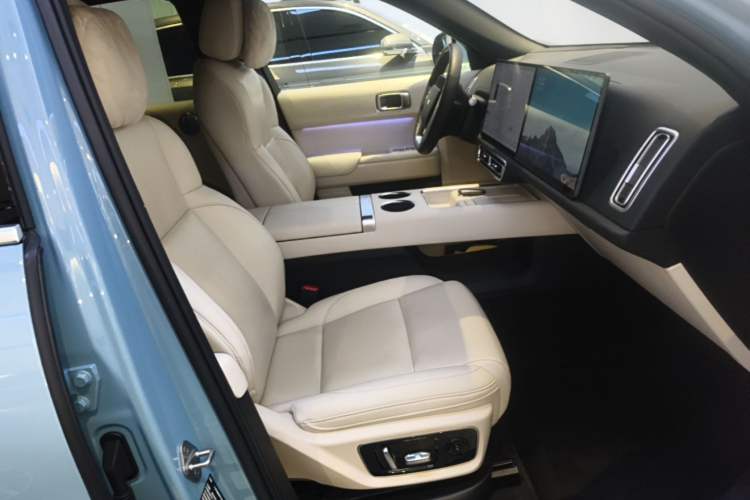 Used Li Auto L7 2024 MAX Model Right Front Seat