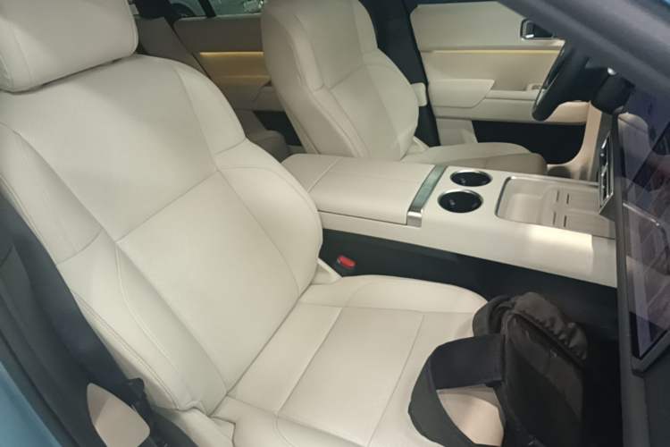 Used Li Auto L7 2024 Ultra Model Right Front Seat