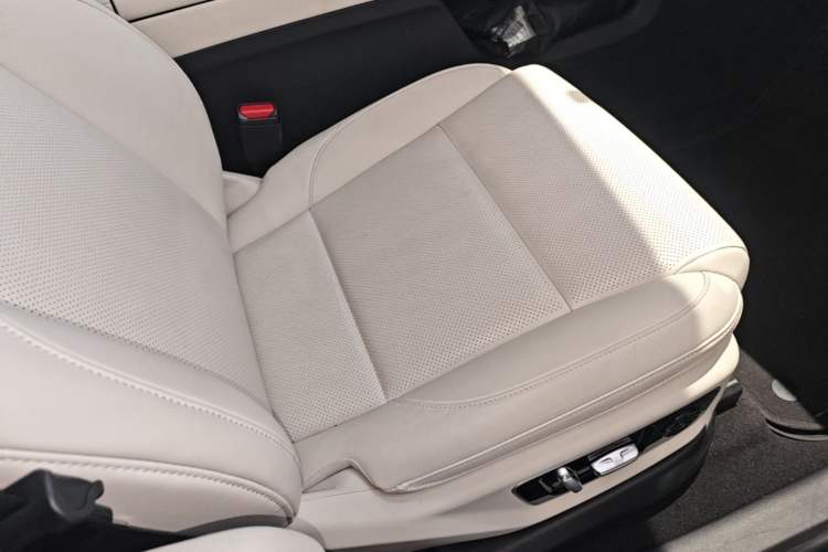 Used Li Auto L7 2024 Ultra Model Right Front Seat