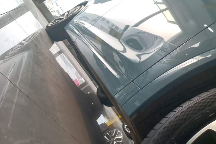 Used Li Auto L7 2024 Ultra Model Right Side Sill
