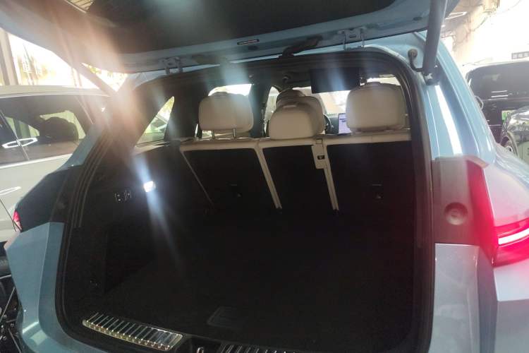 Used Li Auto L7 2024 Ultra Model Trunk