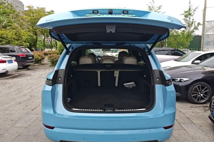 Used Li Auto L7 2024 MAX Model Trunk