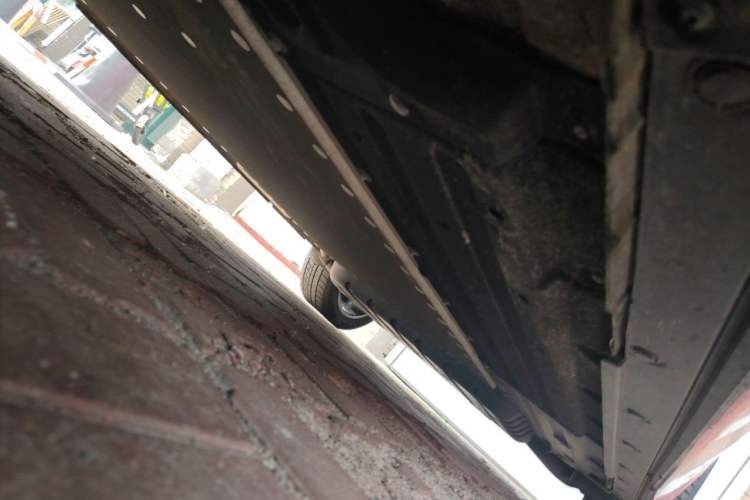 Used Li Auto L7 2024 Pro Model Chassis Front Left