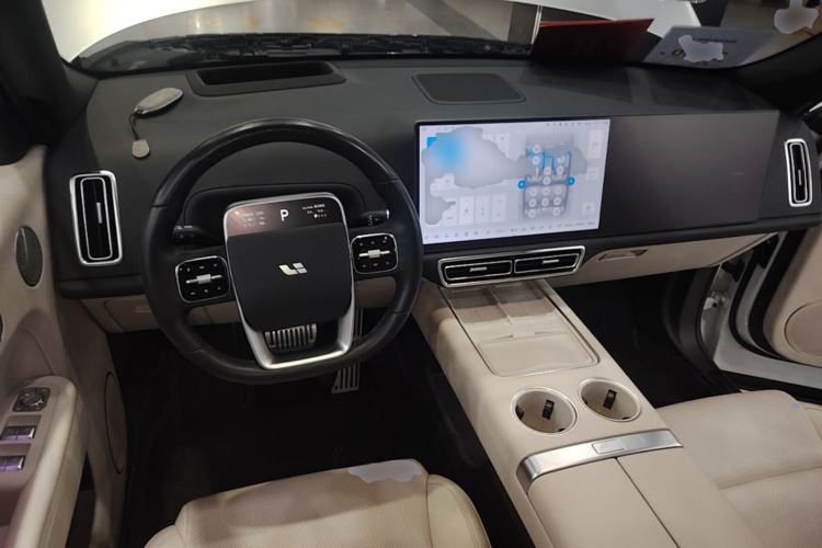 Used Li Auto L7 2024 MAX Model Center Console