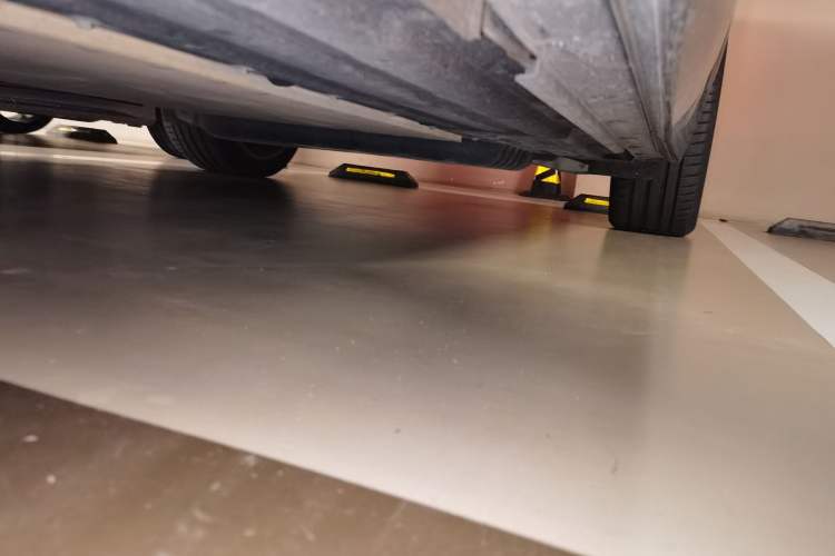 Used Li Auto L7 2024 Pro Model Chassis Front Left