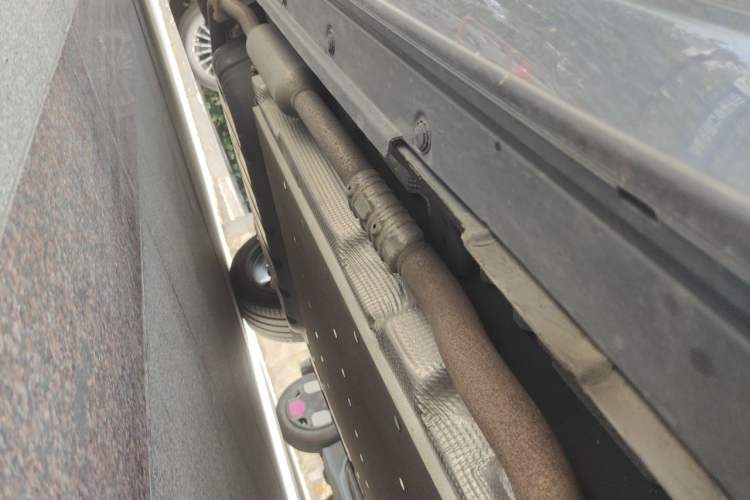 Used Li Auto L7 2024 Ultra Model Chassis Front Right
