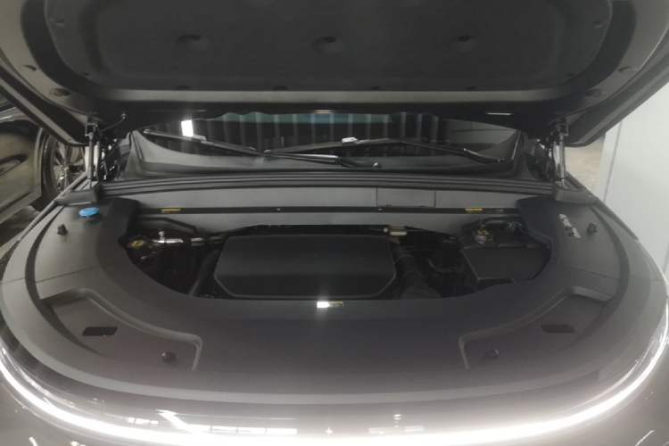 Used Li Auto L7 2024 Ultra Model Engine Bay
