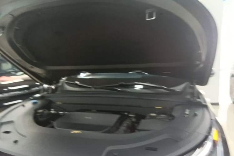Used Li Auto L7 2024 MAX Model Engine Bay