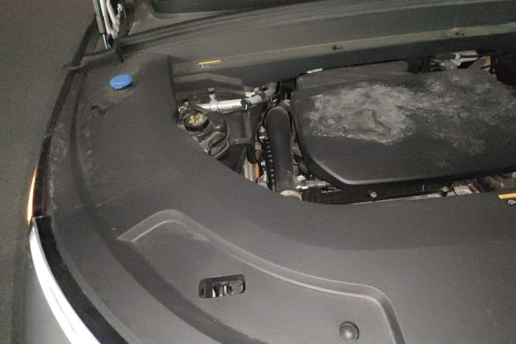 Used Li Auto L7 2024 MAX Model Engine Bay Right