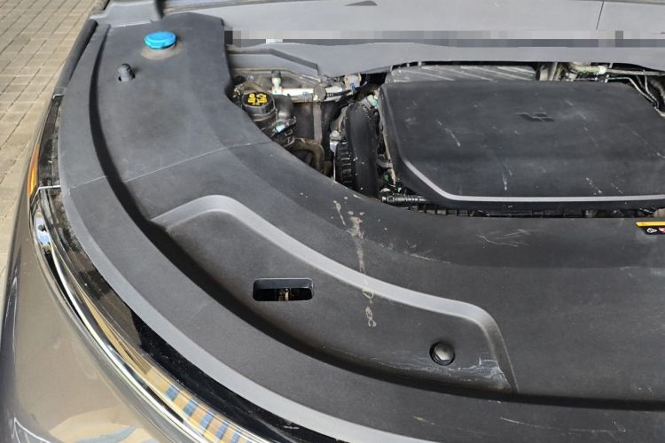 Used Li Auto L7 2024 Pro Model Engine Bay Right