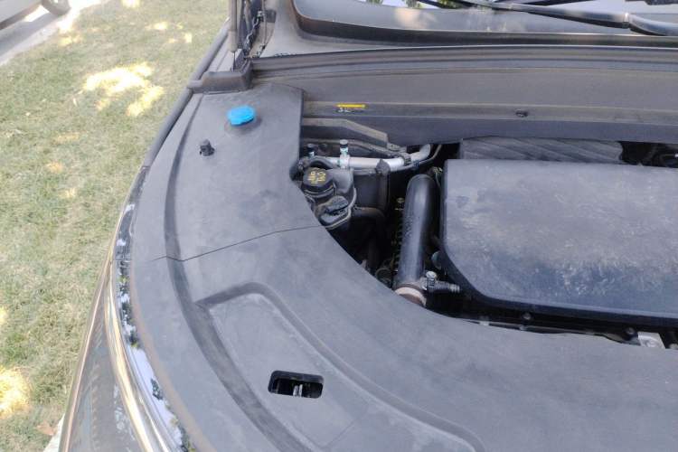 Used Li Auto L7 2024 MAX Model Engine Bay Right