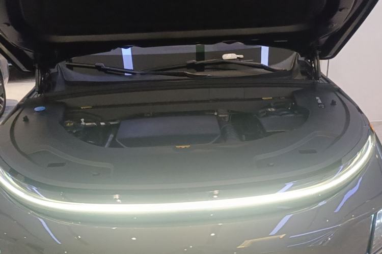 Used Li Auto L7 2024 Ultra Model Engine Bay