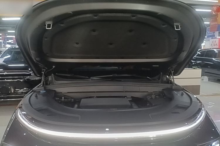 Used Li Auto L7 2024 Ultra Model Engine Bay