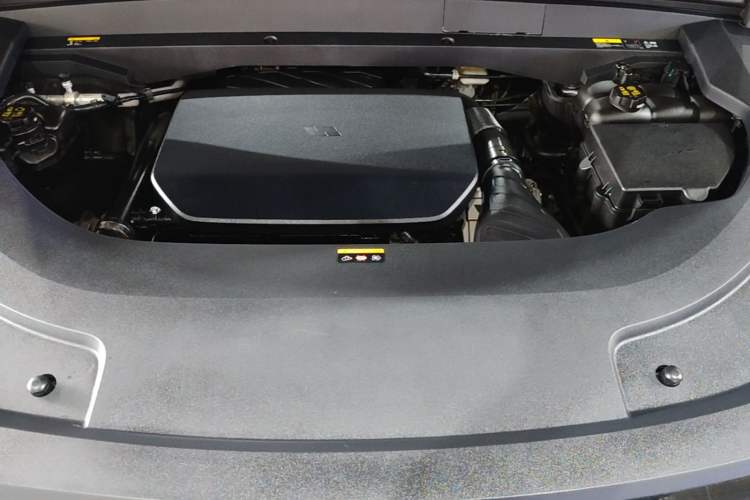Used Li Auto L7 2024 MAX Model Engine Bay