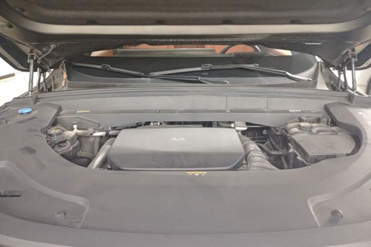 Used Li Auto L7 2024 MAX Model Engine Bay