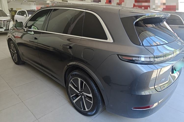 Used Li Auto L7 2024 Pro Model Exterior 2