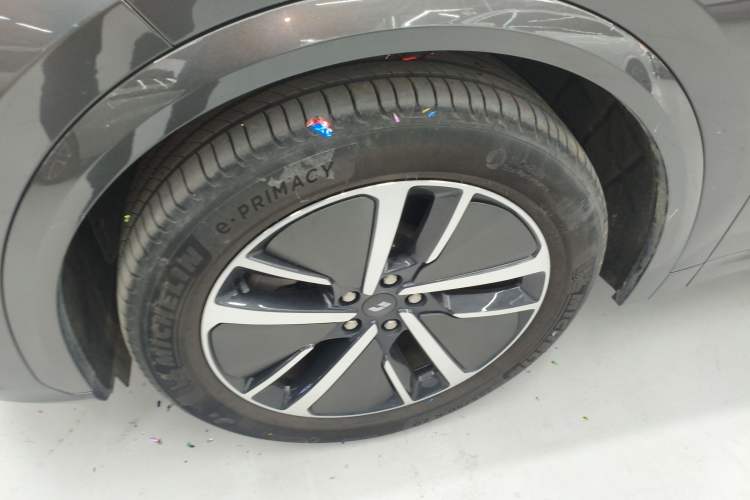 Used Li Auto L7 2024 MAX Model Exterior 4