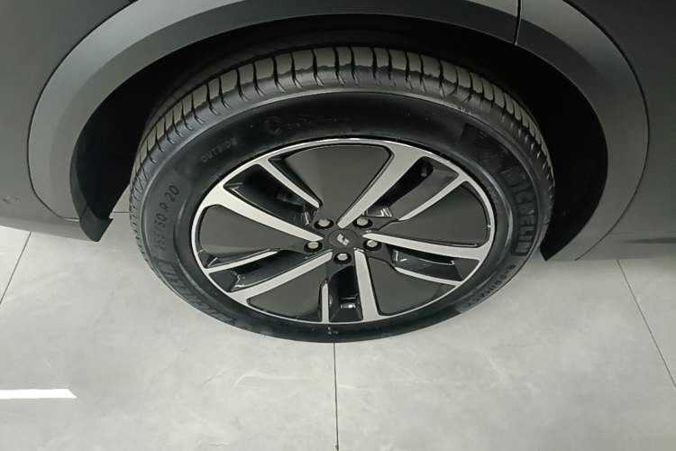 Used Li Auto L7 2024 MAX Model Exterior 5