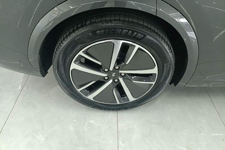 Used Li Auto L7 2024 MAX Model Exterior 5