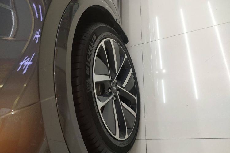 Used Li Auto L7 2024 Pro Model Exterior 7