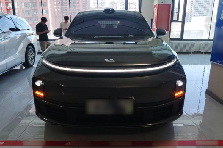 Used Li Auto L7 2024 MAX Model Front