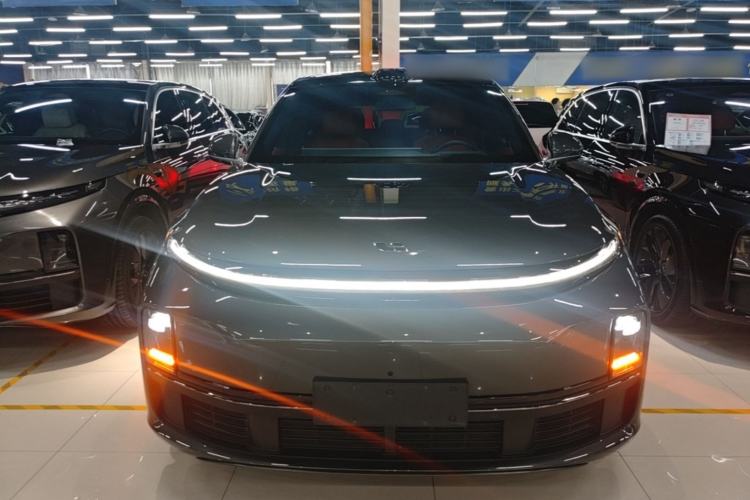 Used Li Auto L7 2024 MAX Model Front