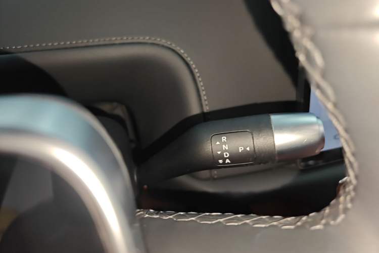 Used Li Auto L7 2024 MAX Model Gear Lever