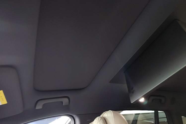 Used Li Auto L7 2024 Ultra Model Headliner