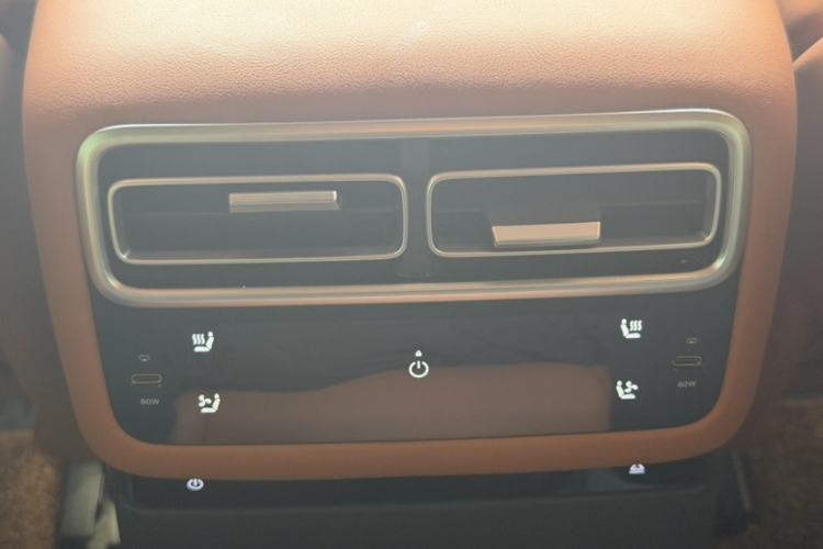 Used Li Auto L7 2024 MAX Model Interior 3