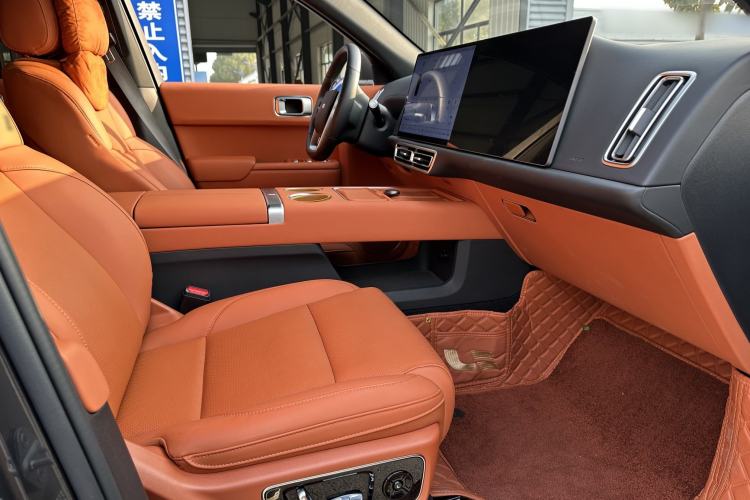 Used Li Auto L7 2024 Pro Model Interior 4