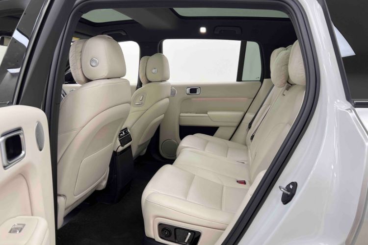 Used Li Auto L7 2024 MAX Model Interior 6