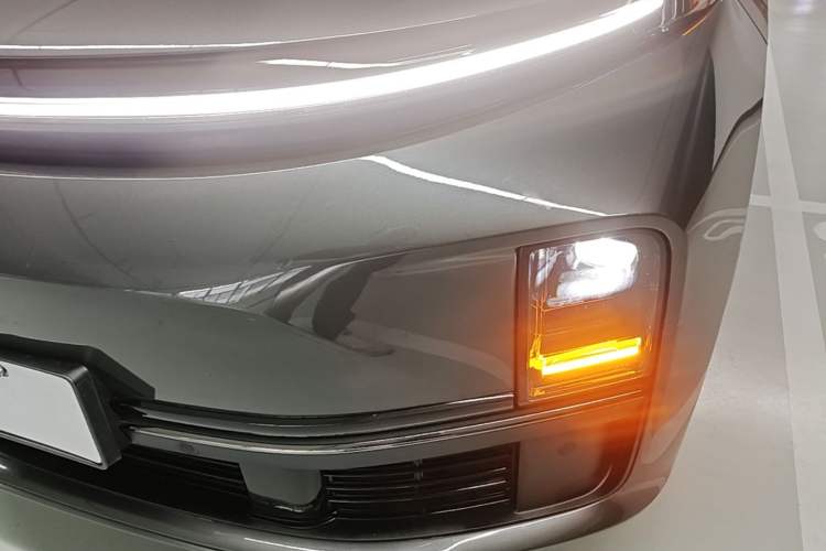 Used Li Auto L7 2024 Ultra Model Left Front Headlight