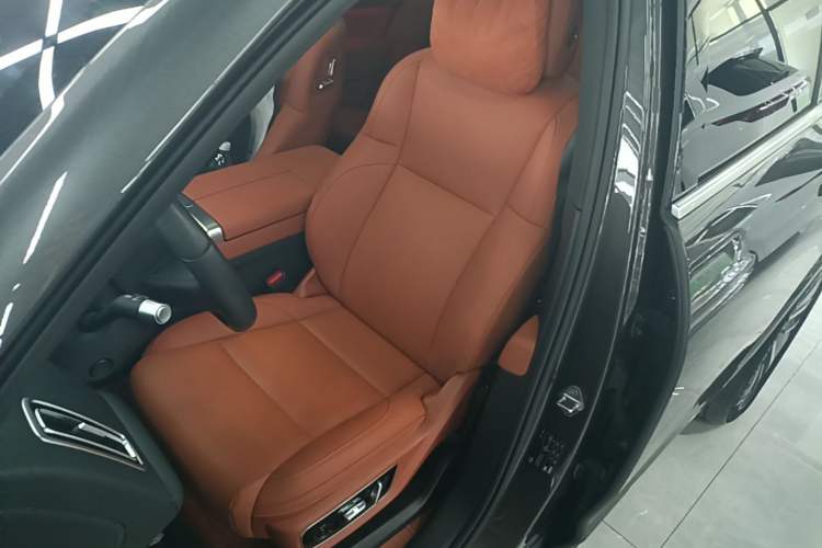 Used Li Auto L7 2024 MAX Model Left Front Seat