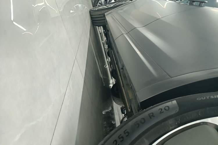 Used Li Auto L7 2024 MAX Model Left Side Sill