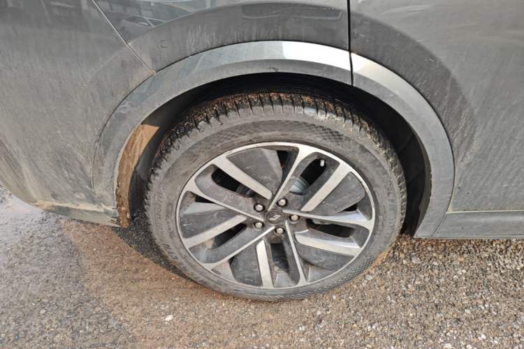 Used Li Auto L7 2024 Ultra Model Right Rear Wheel Hub