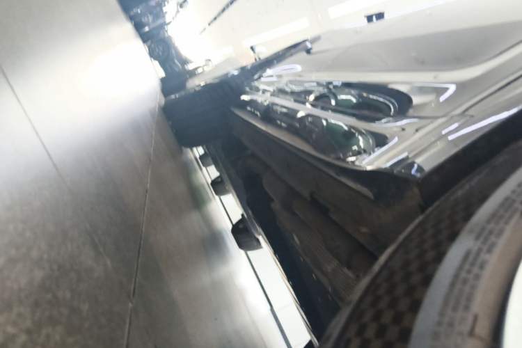 Used Li Auto L7 2024 MAX Model Right Side Sill