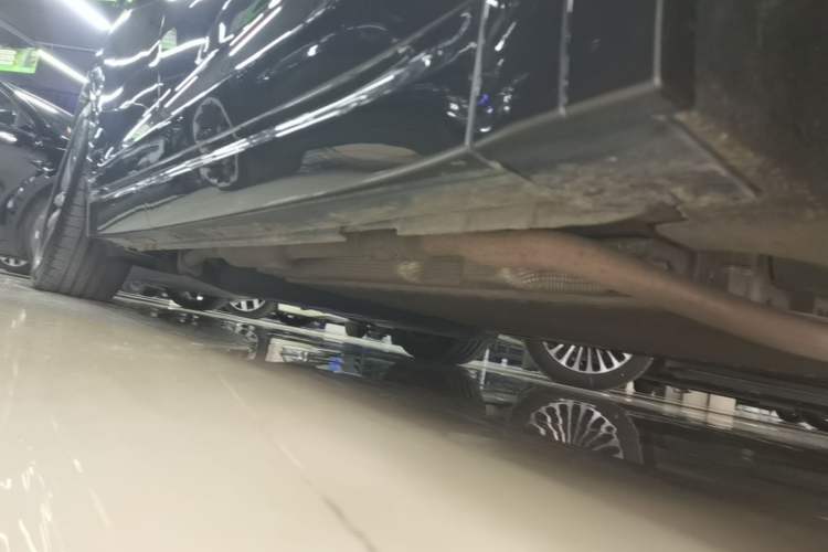 Used Li Auto L7 2024 Pro Model Right Side Sill
