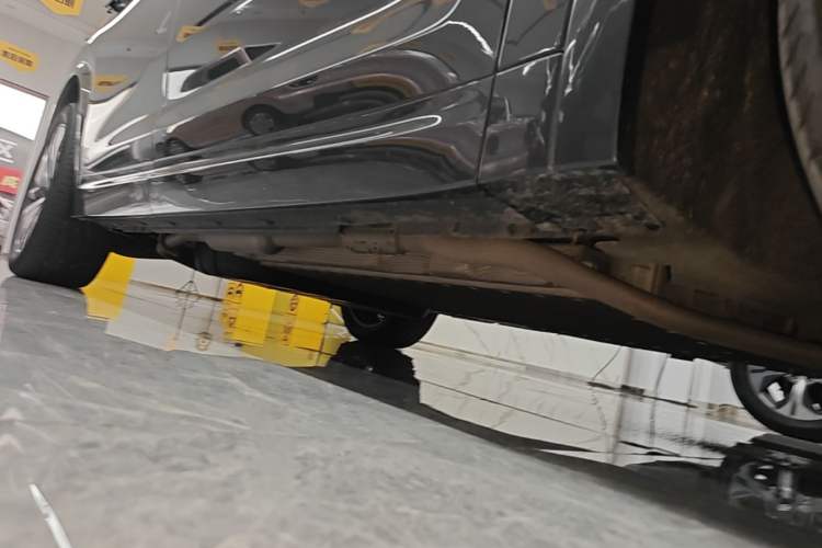 Used Li Auto L7 2024 MAX Model Right Side Sill