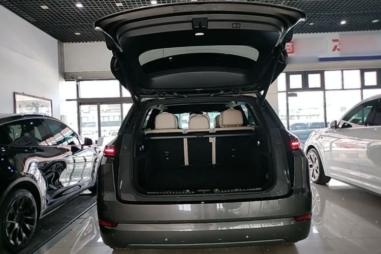 Used Li Auto L7 2024 Pro Model Trunk