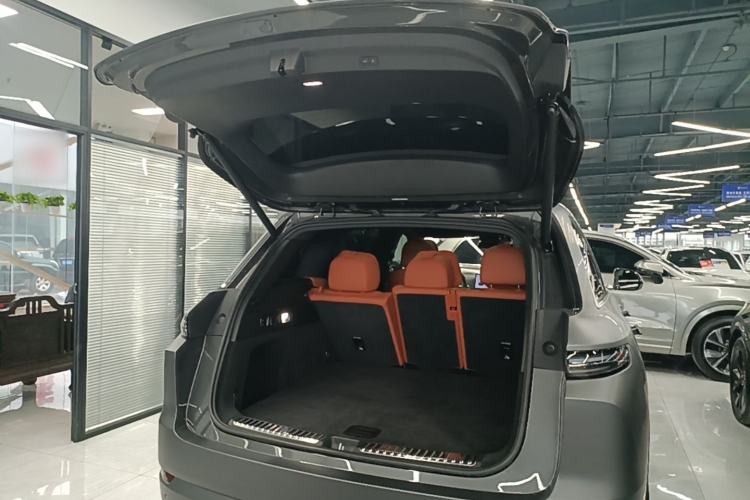 Used Li Auto L7 2024 MAX Model Trunk