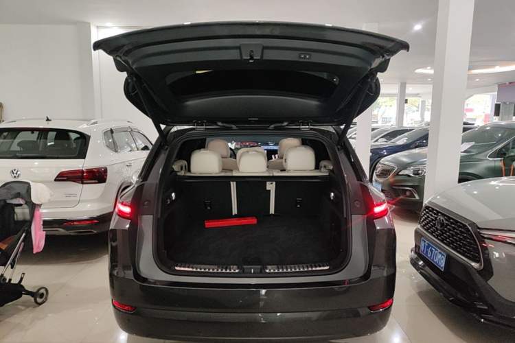 Used Li Auto L7 2024 MAX Model Trunk