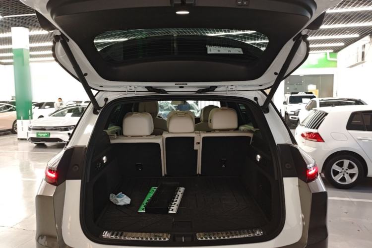 Used Li Auto L7 2024 MAX Model Trunk