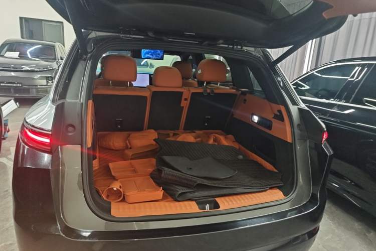 Used Li Auto L7 2024 Ultra Model Trunk