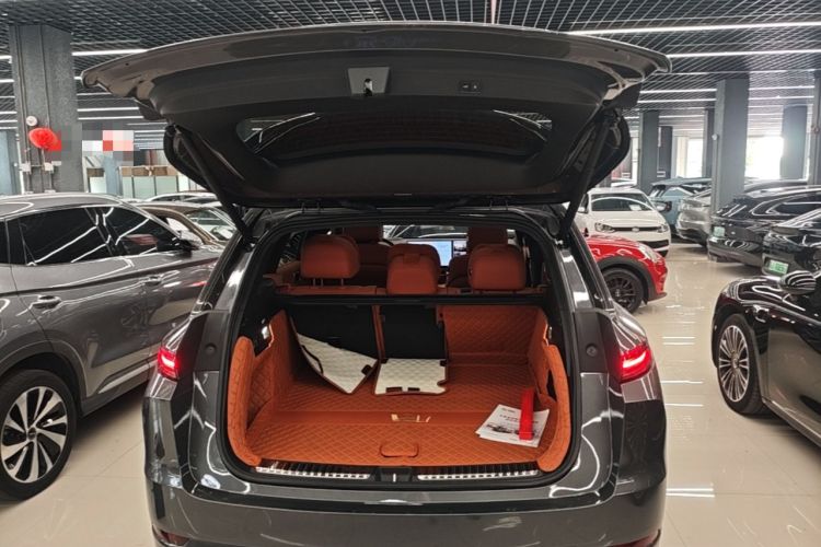 Used Li Auto L7 2024 Pro Model Trunk