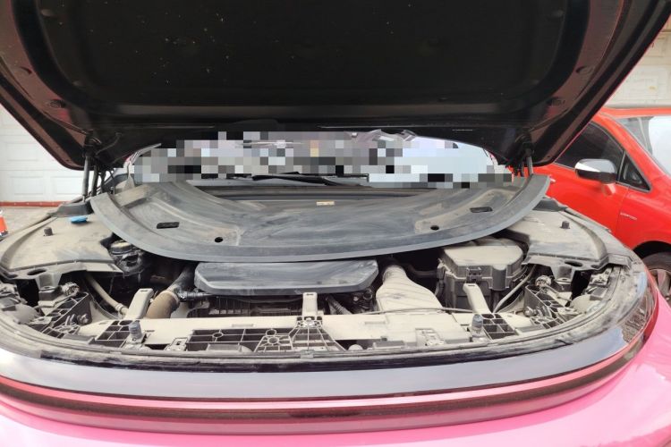 Used Li Auto L7 2024 Pro Model Engine Bay