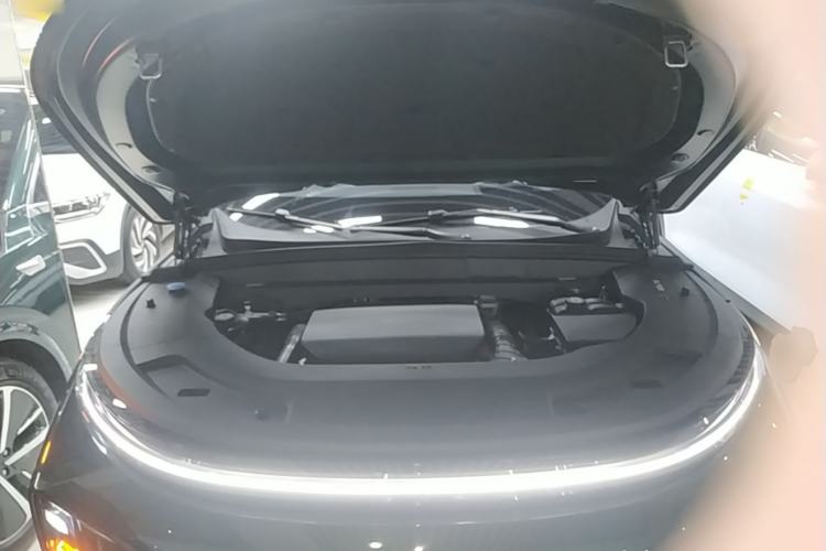 Used Li Auto L7 2024 MAX Model Engine Bay
