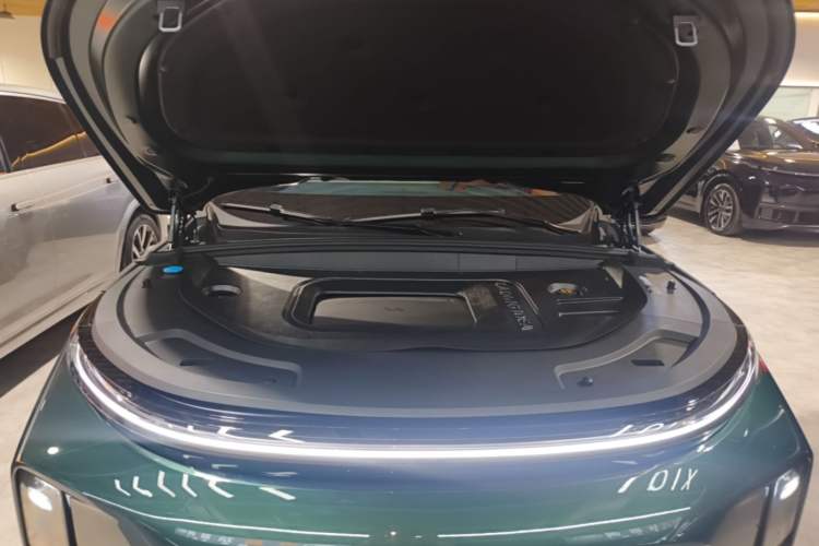 Used Li Auto L7 2024 Ultra Model Engine Bay